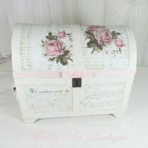 Baúl craquelado y decoupage